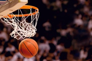 ng体育app：萨利巴的进化，从仰望梅西到化身后防猎豹，新一代铁闸的崛起之路