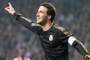 ng体育官网-萨马尔季奇盛赞卢克曼回归，他是球队不可或缺的武器，他的价值我们心知肚明