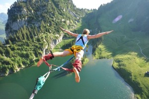 ng体育下载_欧冠赛制迎历史性变革 卫冕冠军获主场揭幕战殊荣